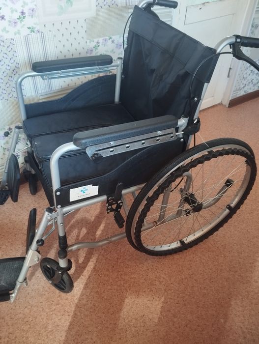 Коляска инвалидная