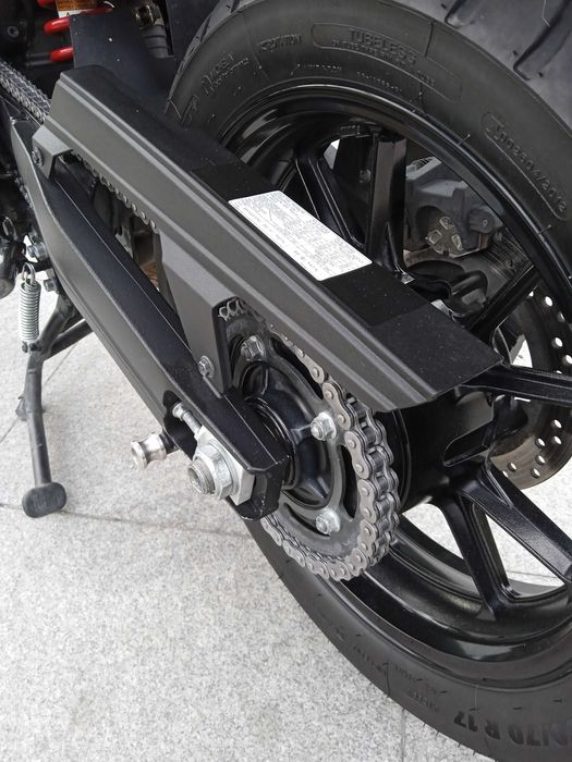 Suzuki DL 1000. V - Strom.