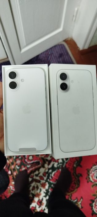 iPhone 17 Гарантией