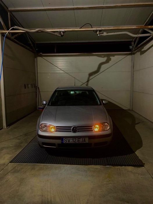 Vand golf 4 1.4 benzina