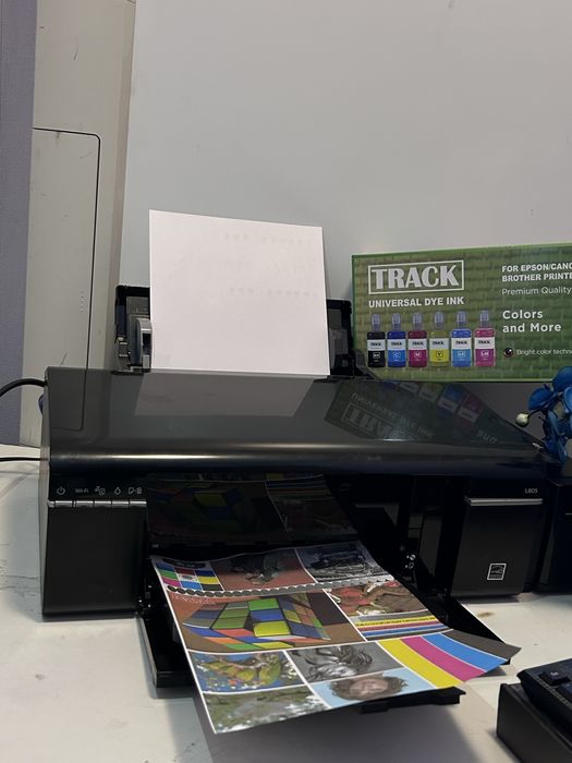 Epson l805 принтер монитор