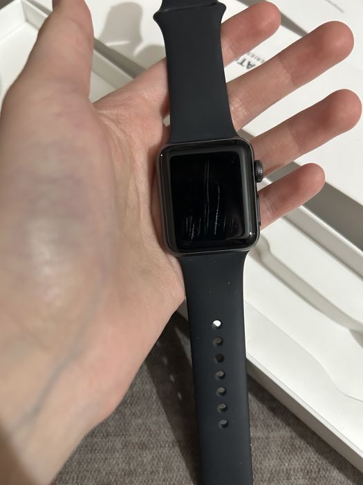 Продаю Apple Watch 3 series