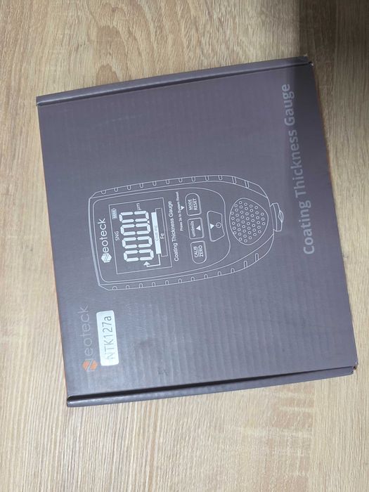 Neoteck, instrument portabil pentru măsurarea grosimii vopselei auto