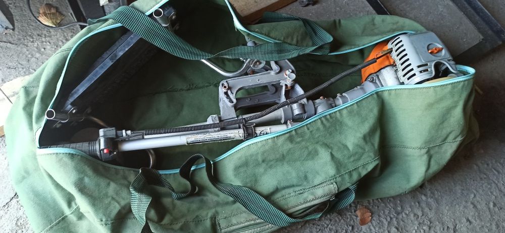 Продам лодочный мотор Carwer 3.8.