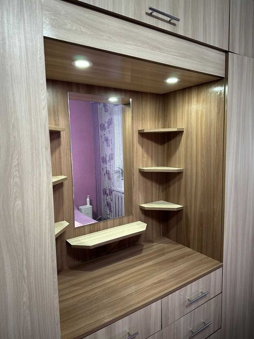 Продам шкаф в хорошем состоянии