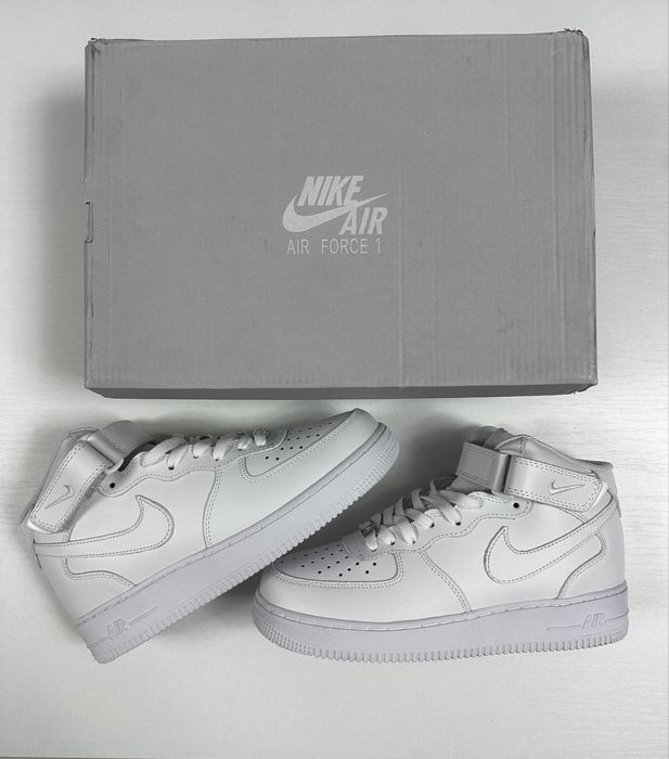 Air Force 1 Mid White | 41 |