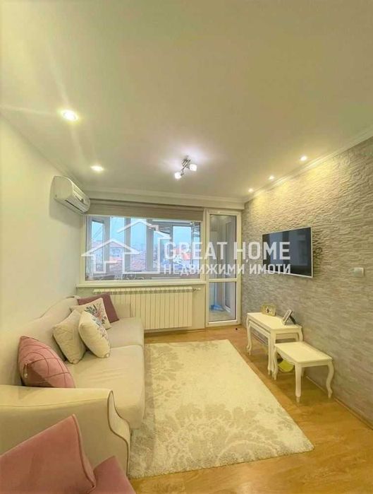 Дава се под наем Тристаен апартамент в Търговище, Център - 65 кв.м за 306 € - Снимка #3