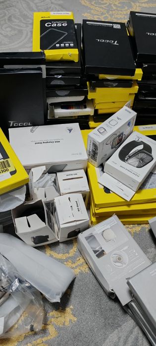 vând lot complet accesorii telefoane premium - 104 bucăți noi 
Nou cu