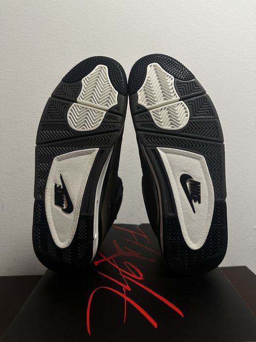 Jordan 4 retro  42-43