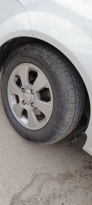 Ласетти 1.6 афтомат сотилади