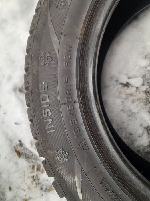 Anvelope iarna 195 60 15, capac janta ford