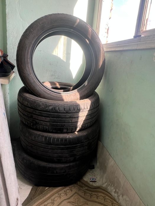 Летный шины 215/55/R17.