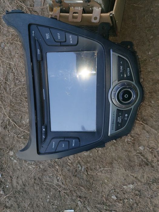 Продаётся магнитофон