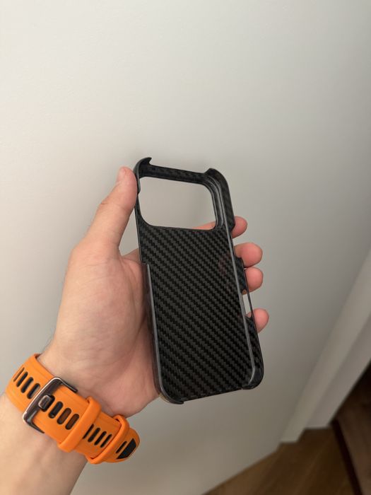 Карбоновый чехол CCR Carbon Case Russia для iPhone 17 pro