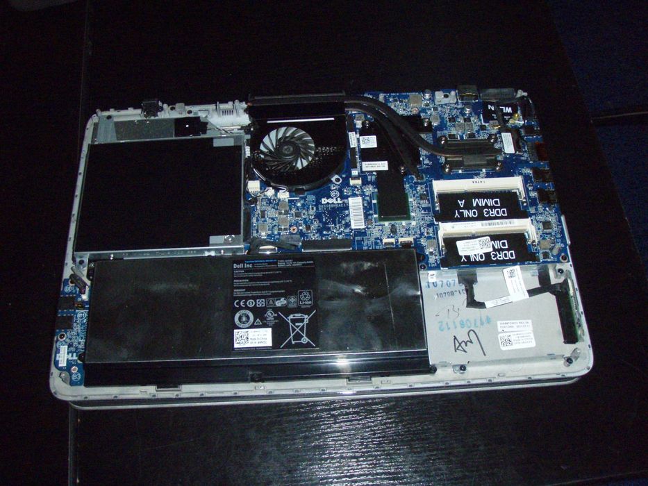 Dezmembrez Dell XPS 15Z i7-2620M 2.7Ghz, functional