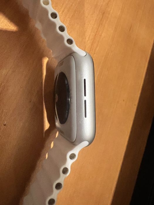 Apple Watch SE, 44mm