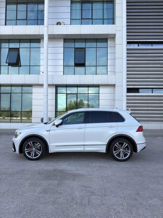 VOLKSWAGEN Tiguan 2017 — imagine 3