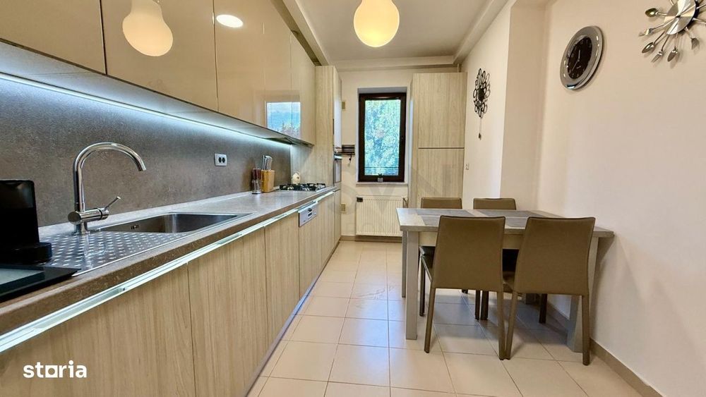 Apartament superb cu terasa si piscina Iancu Nicolae