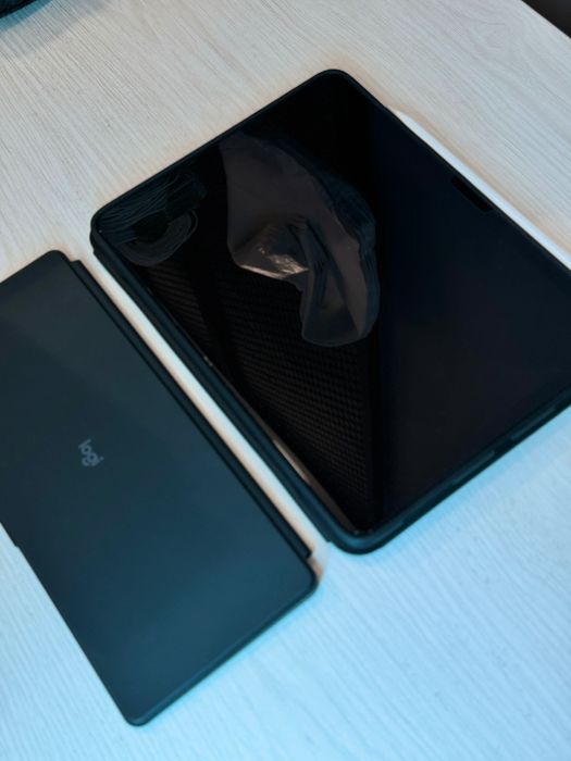 iPad Air 11 M3 128GB Blue + чехол ESR + стекло | идеал | 550$ торг