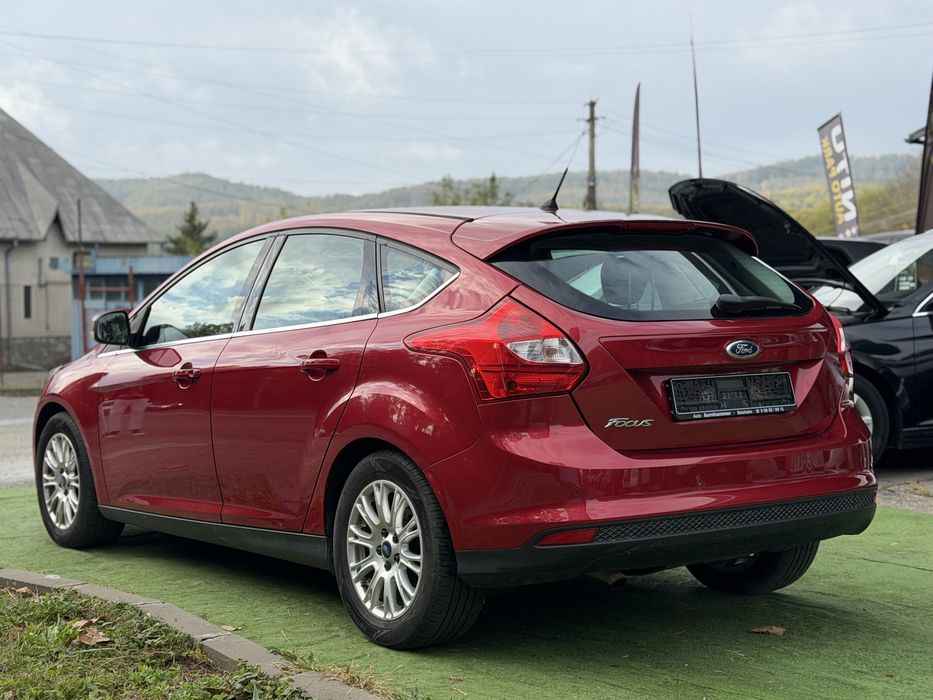 FORD Focus 2011 — imagine 4