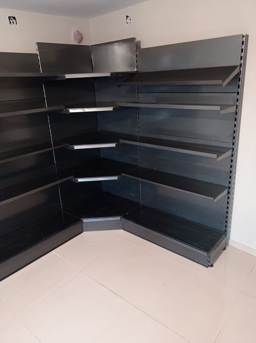 Стелажи Tegometal за магазини