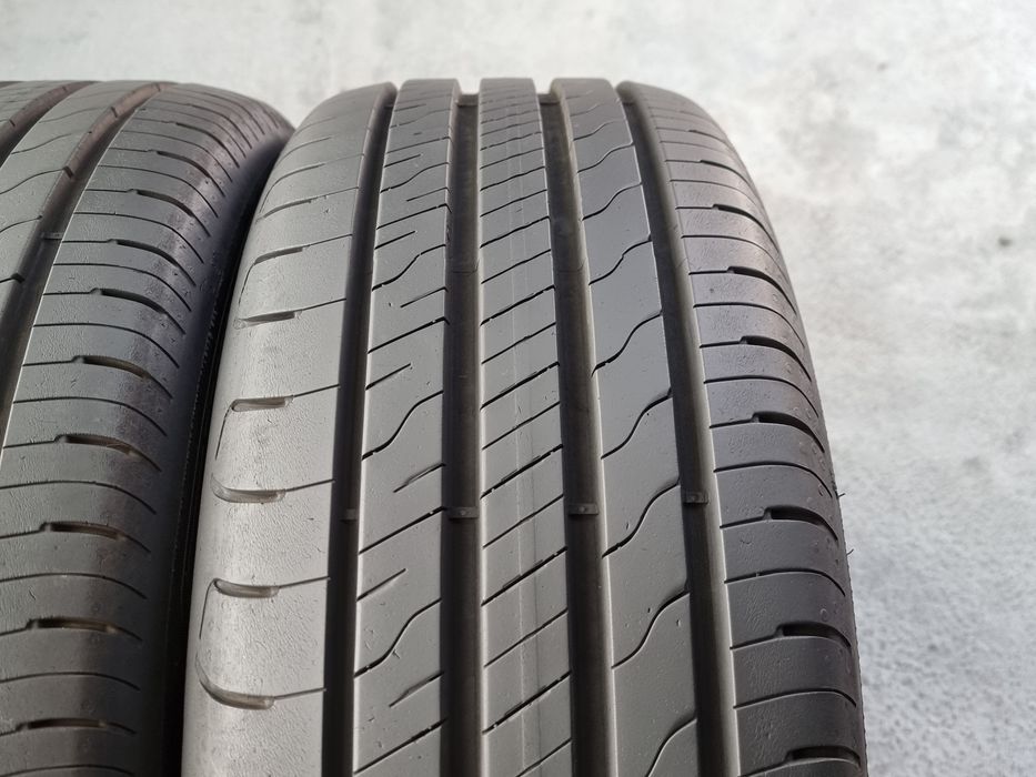 215/55/17 Goodyear 4Броя: 400лв 7.5мм