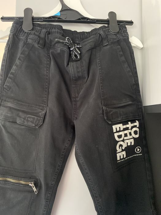 blugi negri C&A EUR 146/11 ani