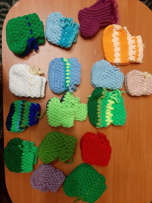 Детские носочки продам.