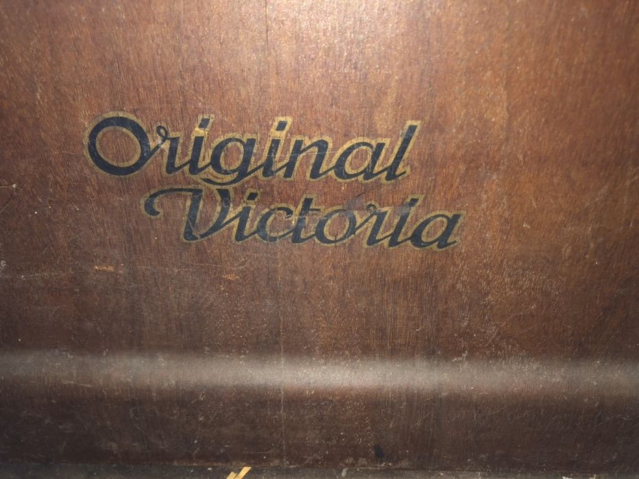 Masina de cusut Mundlos Original Victoria model 111