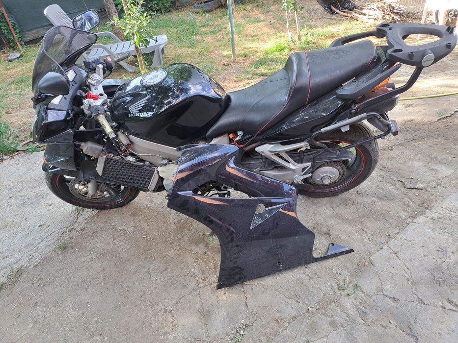 Vand Piese Honda VFR 800 V-Tech/2004