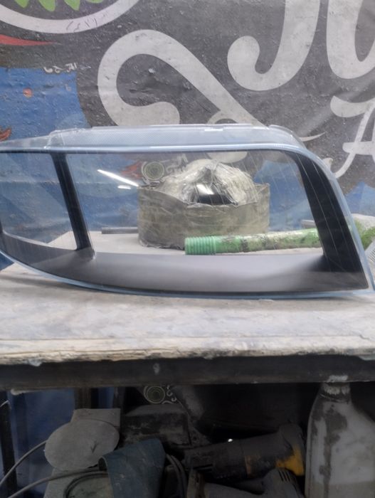 Стекла на фары Ауди