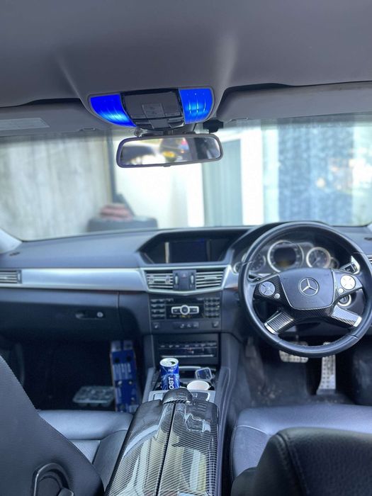 Mercedes E220 diezel 2013 an