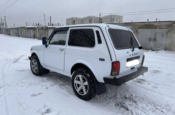 Лада нива 2003 г