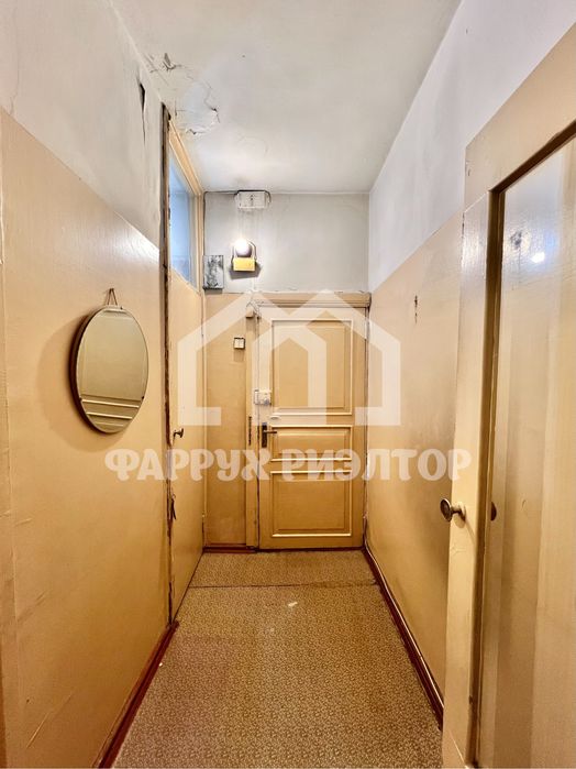 2/2/5 ташсельмаш 52м2