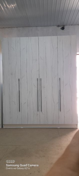 Шкаф новый 180см*220см