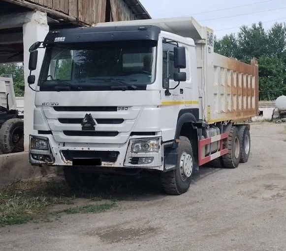 2023 йил HOWO самосвал дизель срочно сотилади: 71 000 у.е. - Грузовые автомобили Карши на Olx