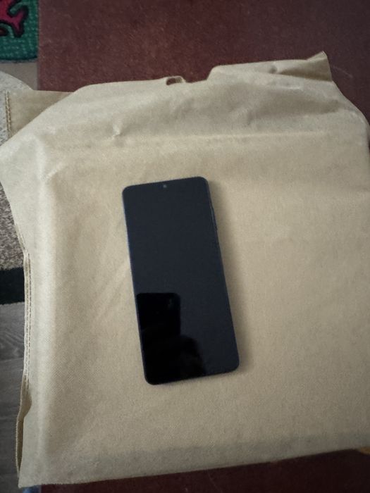 Продам Samsung A06
