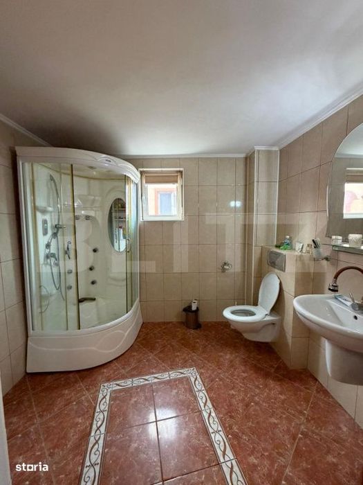 Casa in Obcini, oportunitati multiple de utilizare!