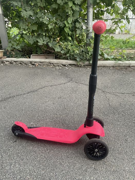 Самокат детский трехколесный