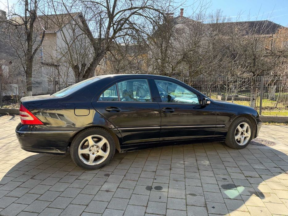 MERCEDES-BENZ C-Class 2002 — imagine 3