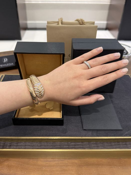 Браслет с бриллиантами Bvlgari Serpenti BR856845