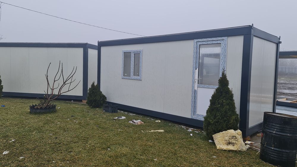 Vand container Birou