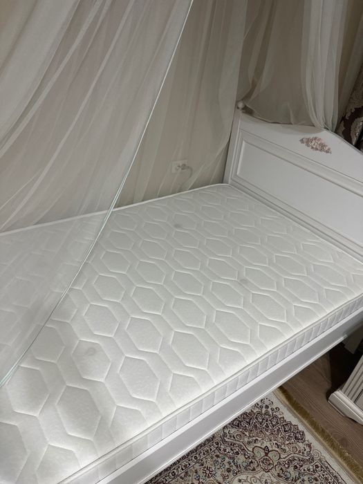 Кровать детская в отличном качестве