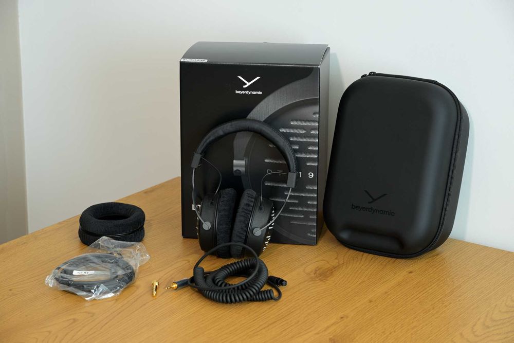 Слушалки Beyerdynamic DT 1990 Pro
