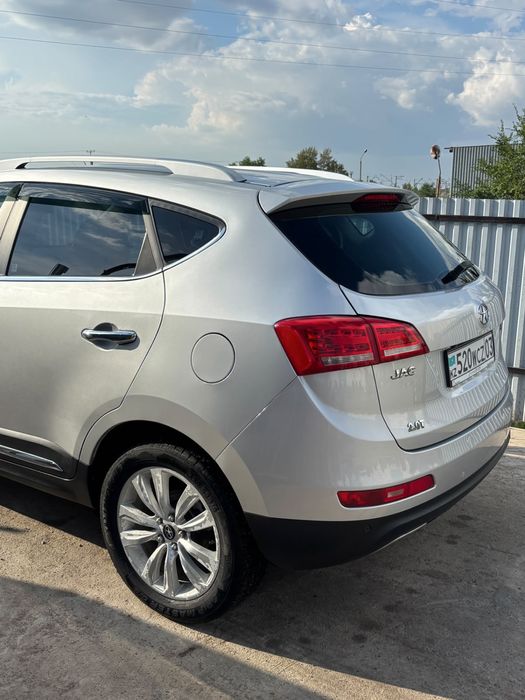 Продам Jac S5 с маленьким пробегом 2018 года