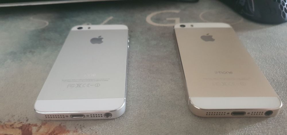 продаю 2 iphone 5s