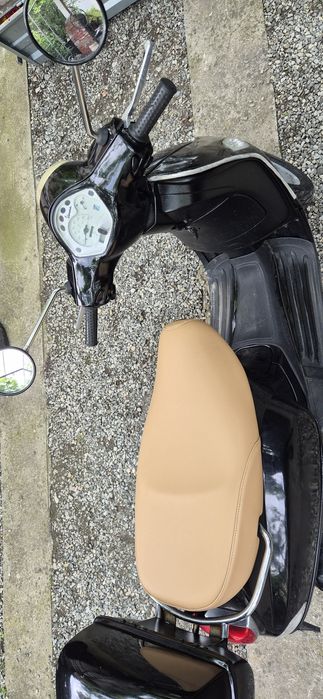 Scuter piaggio vespa lx 49 2t