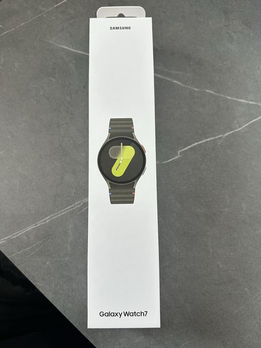 Samsung Galaxy Watch7 (ЧИСТО НОВ!)