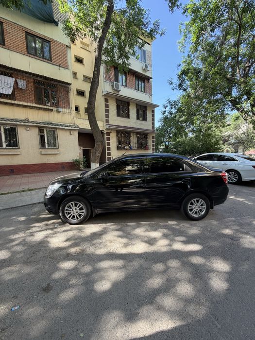 Chevrolet Cobalt 2026 — 4