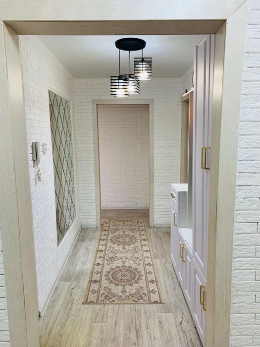 Продам 3 комнатная квартира